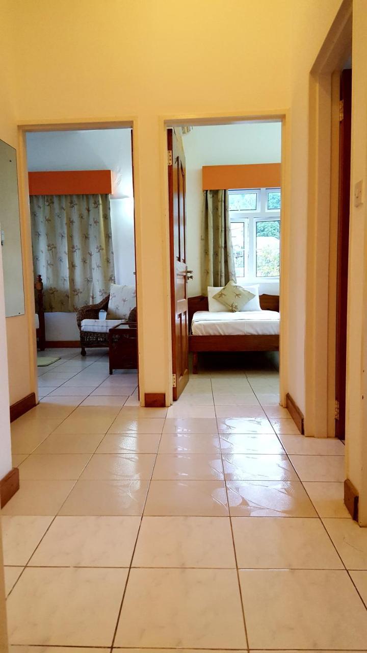 Hibiscus House Seychelles Self Catering Apartment Виктория Екстериор снимка