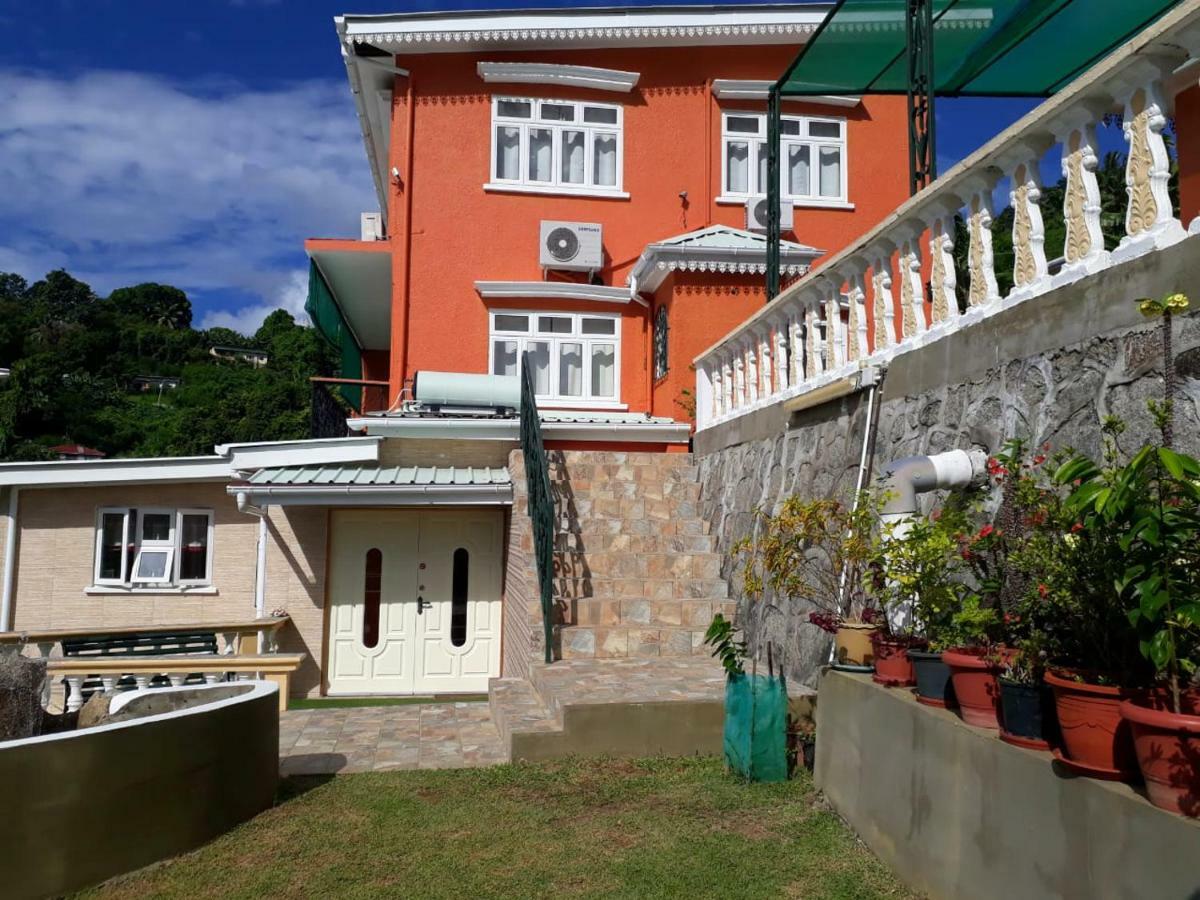 Hibiscus House Seychelles Self Catering Apartment Виктория Екстериор снимка